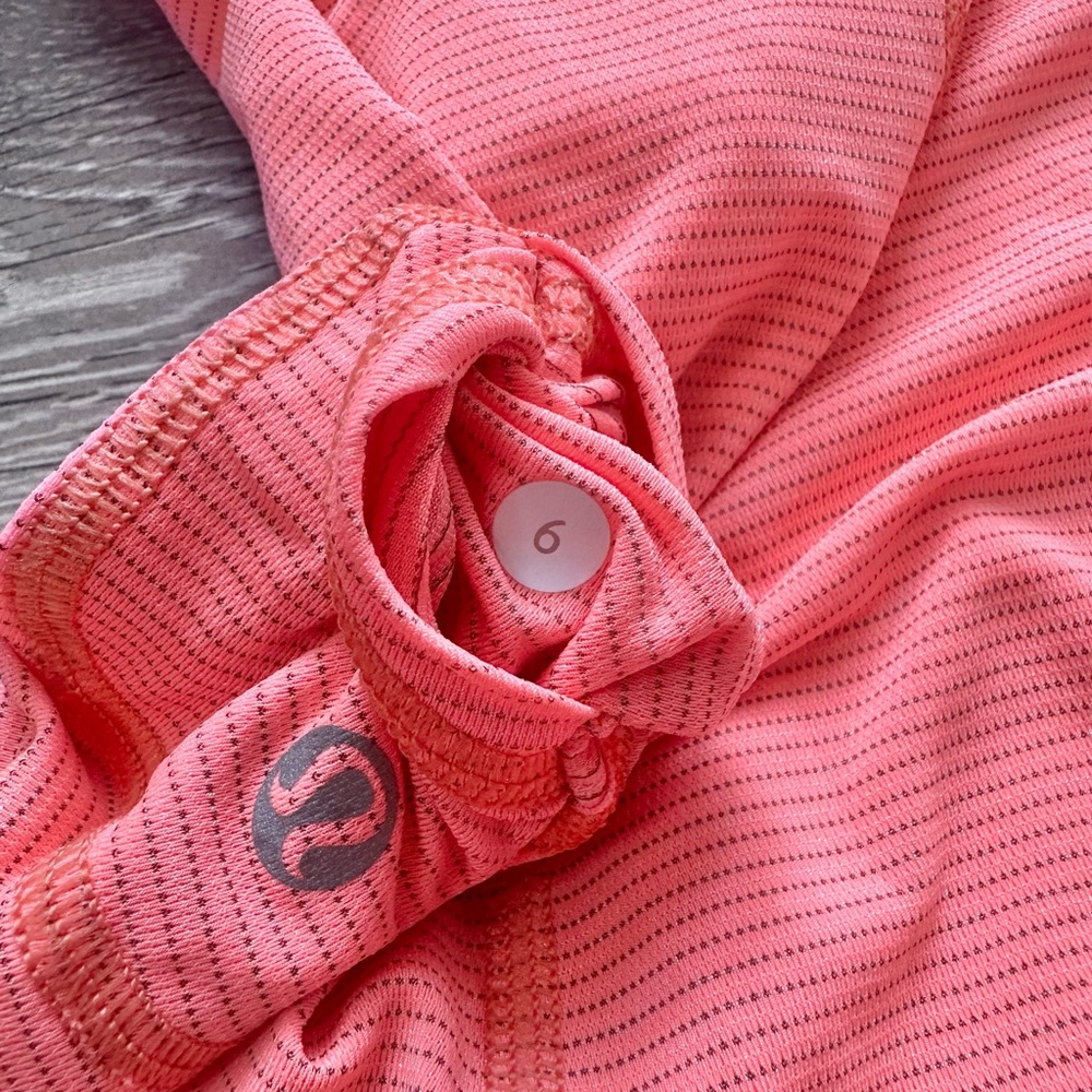 Lululemon Run Team Spirit Tech Short Sleeve - Picture 16 of 16